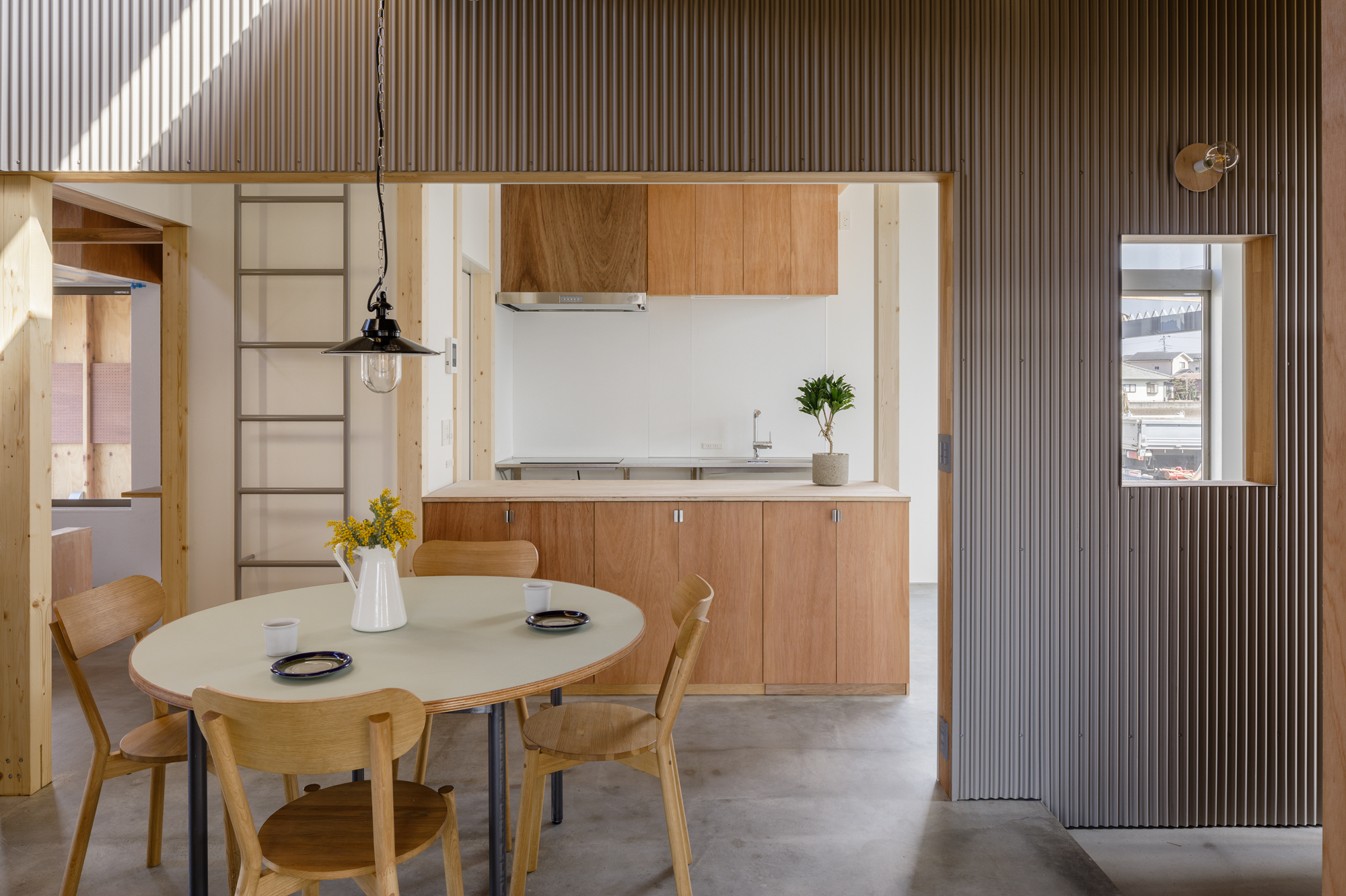 安中の家｜ＹＵＭＯＲＥ｜大和重工