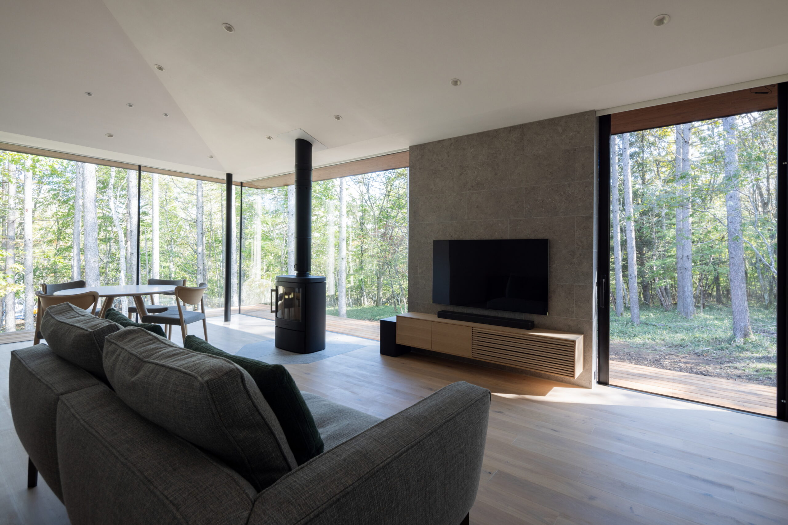 夏木立の家｜ＹＵＭＯＲＥ｜大和重工