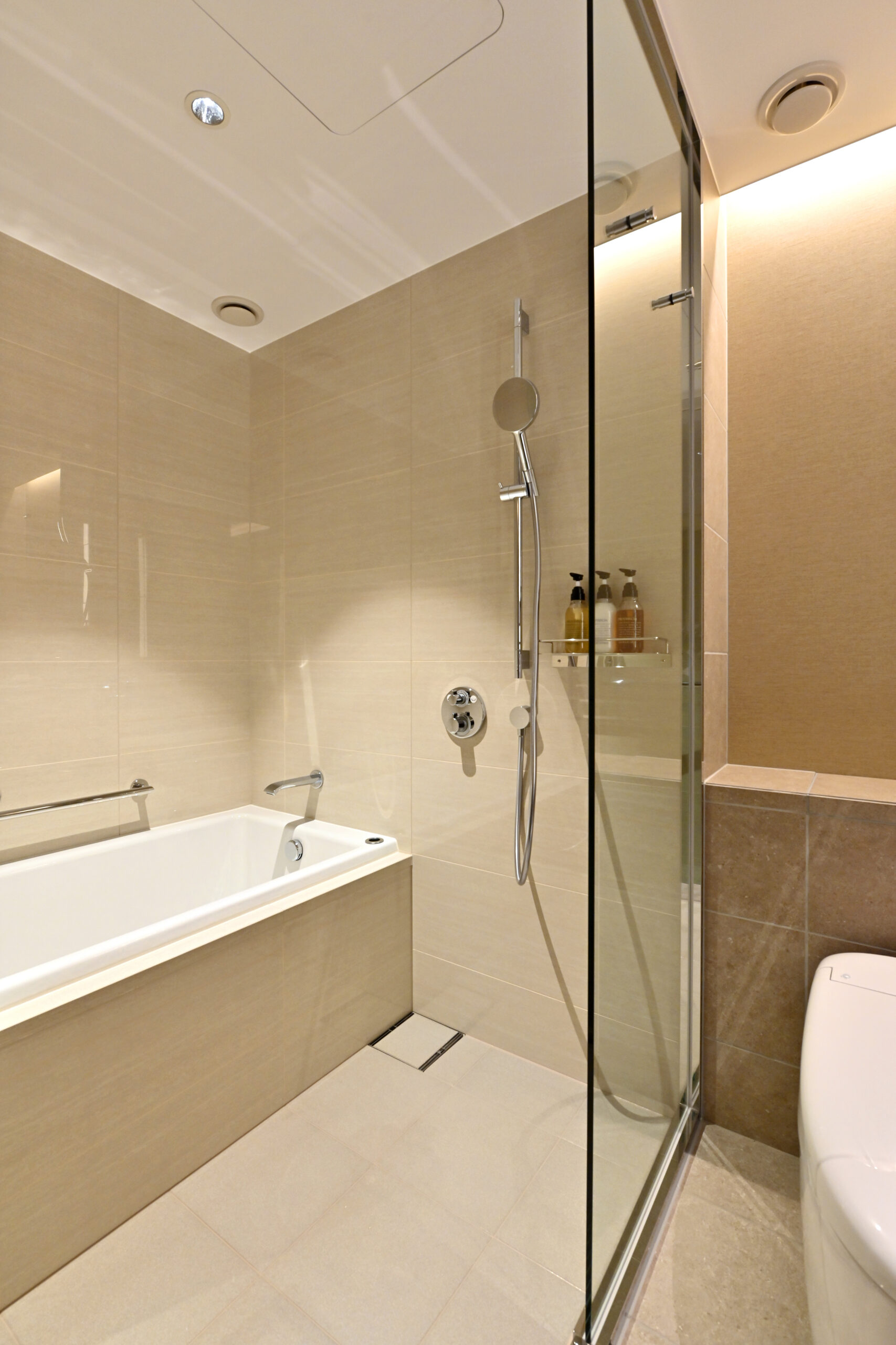 丸ノ内ホテル｜ＹＵＭＯＲＥ｜大和重工